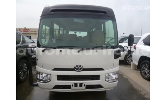 Acheter Import Voiture Toyota Coaster Blanc à Import - Dubai, Adrar Acheter Import Voiture Toyota Coaster Blanc à Import - Dubai, Adrar