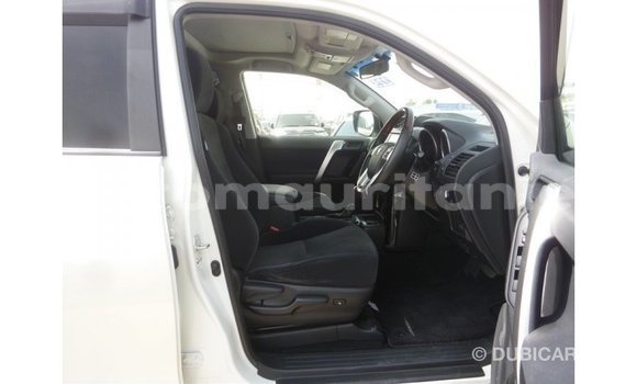 Acheter Import Voiture Toyota Prado Blanc à Import - Dubai, Adrar Acheter Import Voiture Toyota Prado Blanc à Import - Dubai, Adrar