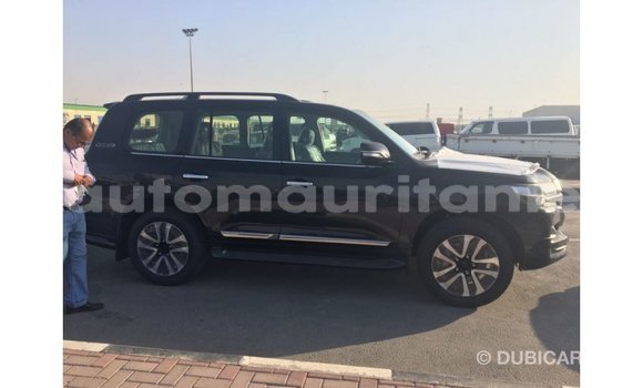 Buy Import Toyota Land Cruiser Black Car in Import - Dubai in Adrar Buy Import Toyota Land Cruiser Black Car in Import - Dubai in Adrar