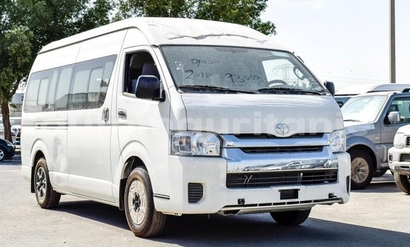 Acheter Import Voiture Toyota Hiace Blanc à Import - Dubai, Adrar Acheter Import Voiture Toyota Hiace Blanc à Import - Dubai, Adrar