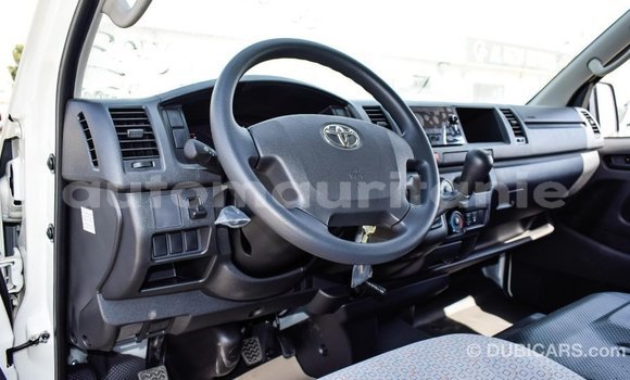 Acheter Import Voiture Toyota Hiace Blanc à Import - Dubai, Adrar Acheter Import Voiture Toyota Hiace Blanc à Import - Dubai, Adrar