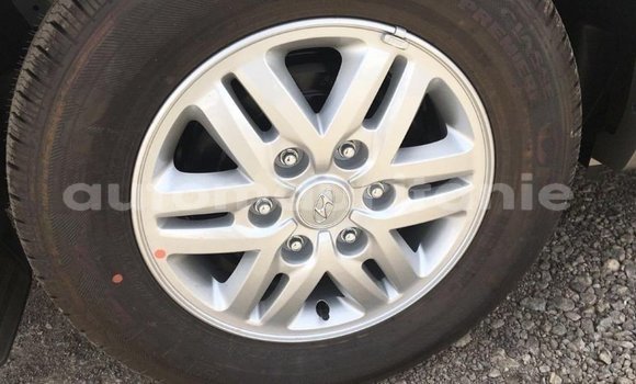 Acheter Import Voiture Hyundai Accent Blanc à Import - Dubai, Adrar Acheter Import Voiture Hyundai Accent Blanc à Import - Dubai, Adrar