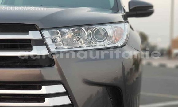 Acheter Import Voiture Toyota Highlander Autre à Import - Dubai, Adrar Acheter Import Voiture Toyota Highlander Autre à Import - Dubai, Adrar