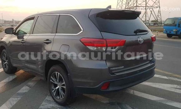 Acheter Import Voiture Toyota Highlander Autre à Import - Dubai, Adrar Acheter Import Voiture Toyota Highlander Autre à Import - Dubai, Adrar