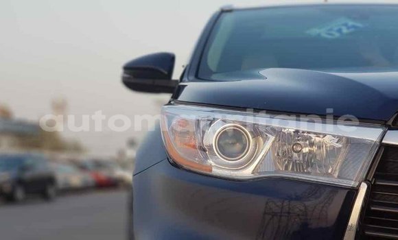 Buy Import Toyota Highlander Blue Car in Import - Dubai in Adrar Buy Import Toyota Highlander Blue Car in Import - Dubai in Adrar