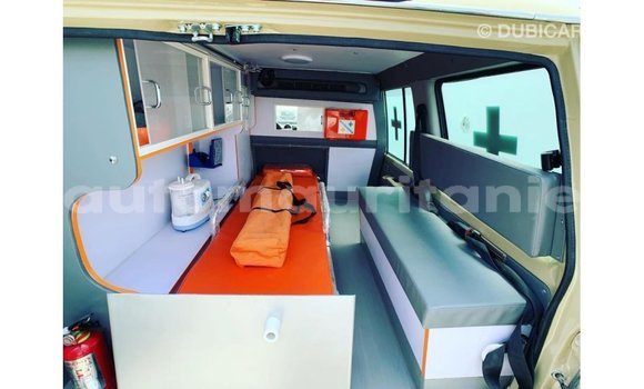 Buy Import Toyota Land Cruiser White Car in Import - Dubai in Adrar Buy Import Toyota Land Cruiser White Car in Import - Dubai in Adrar