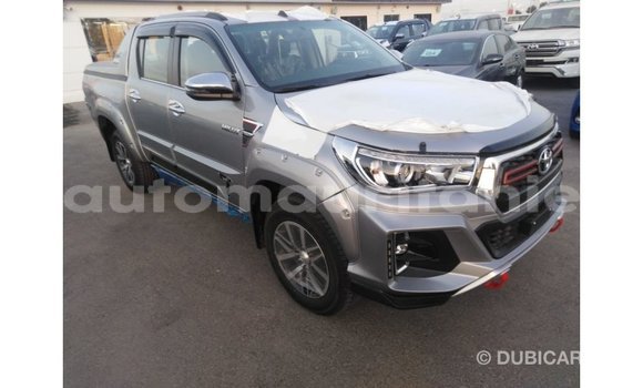 Acheter Import Voiture Toyota Hilux Autre à Import - Dubai, Adrar Acheter Import Voiture Toyota Hilux Autre à Import - Dubai, Adrar