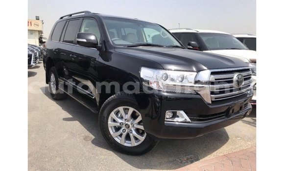 Acheter Import Voiture Toyota Land Cruiser Noir à Import - Dubai, Adrar Acheter Import Voiture Toyota Land Cruiser Noir à Import - Dubai, Adrar