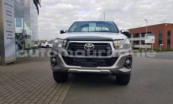 Buy New Toyota Hilux Beige Car in Nouakchott in West Nouakchott Buy New Toyota Hilux Beige Car in Nouakchott in West Nouakchott