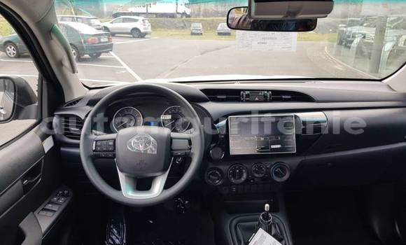 Buy New Toyota Hilux Beige Car in Nouakchott in West Nouakchott Buy New Toyota Hilux Beige Car in Nouakchott in West Nouakchott