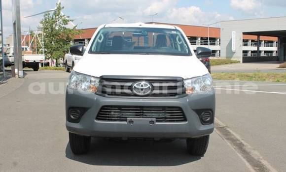 Buy New Toyota Hilux White Car in Nouakchott in West Nouakchott Buy New Toyota Hilux White Car in Nouakchott in West Nouakchott
