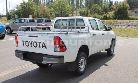 Buy New Toyota Hilux White Car in Nouakchott in West Nouakchott Buy New Toyota Hilux White Car in Nouakchott in West Nouakchott