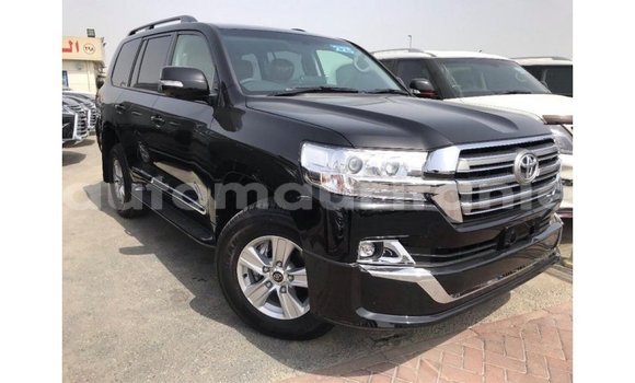 Acheter Import Voiture Toyota Land Cruiser Noir à Import - Dubai, Adrar Acheter Import Voiture Toyota Land Cruiser Noir à Import - Dubai, Adrar