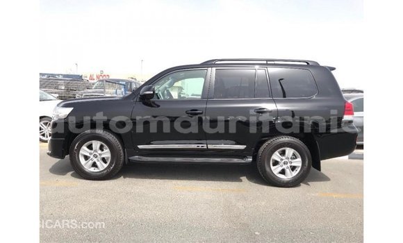 Acheter Import Voiture Toyota Land Cruiser Noir à Import - Dubai, Adrar Acheter Import Voiture Toyota Land Cruiser Noir à Import - Dubai, Adrar
