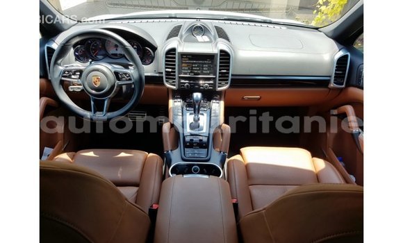 Buy Import Porsche Cayenne White Car in Import - Dubai in Adrar Buy Import Porsche Cayenne White Car in Import - Dubai in Adrar