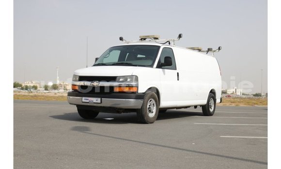 Acheter Import Voiture Chevrolet Express Blanc à Import - Dubai, Adrar