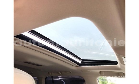 Acheter Import Voiture Toyota Land Cruiser Blanc à Import - Dubai, Adrar Acheter Import Voiture Toyota Land Cruiser Blanc à Import - Dubai, Adrar