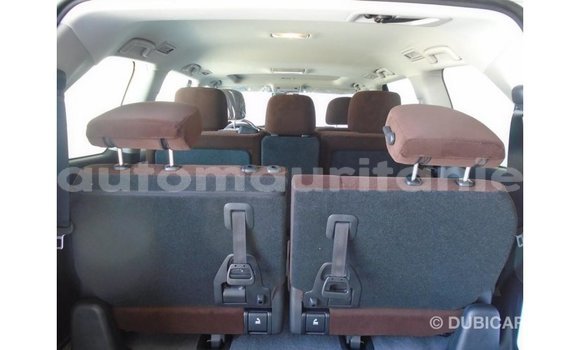Buy Import Toyota Land Cruiser White Car in Import - Dubai in Adrar Buy Import Toyota Land Cruiser White Car in Import - Dubai in Adrar
