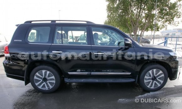 Buy Import Toyota Land Cruiser Black Car in Import - Dubai in Adrar Buy Import Toyota Land Cruiser Black Car in Import - Dubai in Adrar