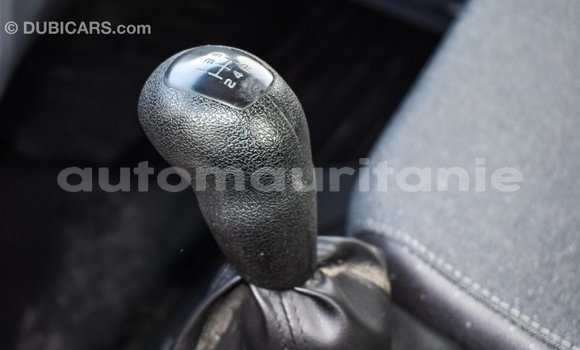 Acheter Import Voiture Mercedes-Benz 190 Blanc à Import - Dubai, Adrar Acheter Import Voiture Mercedes-Benz 190 Blanc à Import - Dubai, Adrar