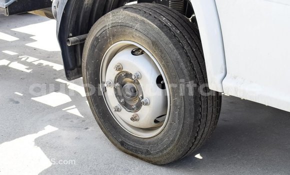 Acheter Import Voiture Mercedes-Benz 190 Blanc à Import - Dubai, Adrar Acheter Import Voiture Mercedes-Benz 190 Blanc à Import - Dubai, Adrar