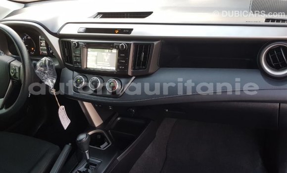 Acheter Import Utilitaire Toyota HiAce Noir à Import - Dubai, Adrar Acheter Import Utilitaire Toyota HiAce Noir à Import - Dubai, Adrar