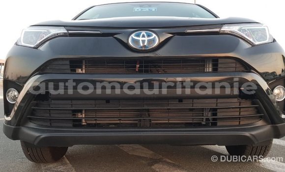 Acheter Import Utilitaire Toyota HiAce Noir à Import - Dubai, Adrar Acheter Import Utilitaire Toyota HiAce Noir à Import - Dubai, Adrar