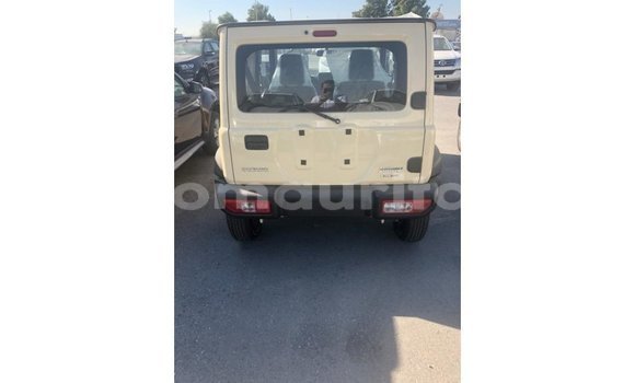 Acheter Import Voiture Suzuki Jimny Beige à Import - Dubai, Adrar Acheter Import Voiture Suzuki Jimny Beige à Import - Dubai, Adrar