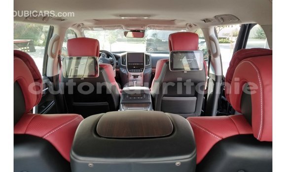 Buy Import Toyota Land Cruiser Black Car in Import - Dubai in Adrar Buy Import Toyota Land Cruiser Black Car in Import - Dubai in Adrar