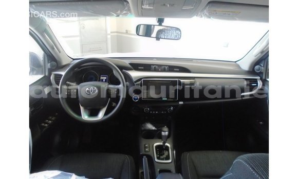 Buy Import Toyota Hilux White Car in Import - Dubai in Adrar Buy Import Toyota Hilux White Car in Import - Dubai in Adrar