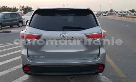 Acheter Import Voiture Toyota Highlander Autre à Import - Dubai, Adrar Acheter Import Voiture Toyota Highlander Autre à Import - Dubai, Adrar