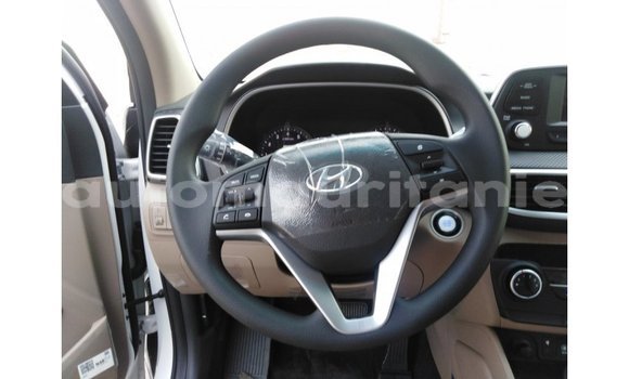 Buy Import Hyundai Tucson White Car in Import - Dubai in Adrar Buy Import Hyundai Tucson White Car in Import - Dubai in Adrar