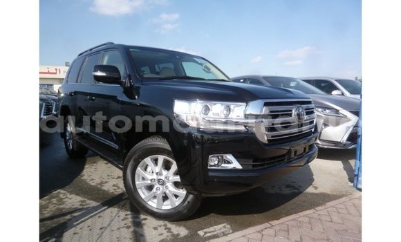 Acheter Import Voiture Toyota Land Cruiser Noir à Import - Dubai, Adrar Acheter Import Voiture Toyota Land Cruiser Noir à Import - Dubai, Adrar
