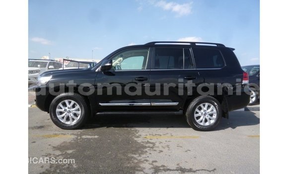 Acheter Import Voiture Toyota Land Cruiser Noir à Import - Dubai, Adrar Acheter Import Voiture Toyota Land Cruiser Noir à Import - Dubai, Adrar