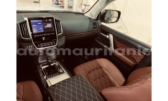 Buy Import Toyota Land Cruiser Black Car in Import - Dubai in Adrar Buy Import Toyota Land Cruiser Black Car in Import - Dubai in Adrar